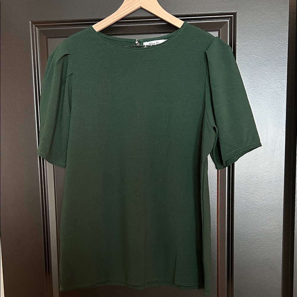 Elegant Forest Green Women's Top XL NWT